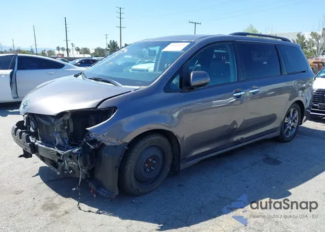 2015 Toyota Sienna Se 8 Passenger из США, поврежденный, VIN 5TDXK3DC7FS633034